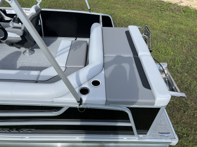 2026 Princecraft Vectra 21 Cruise Lounge Pontoon & Mercury 4-Stroke EFI