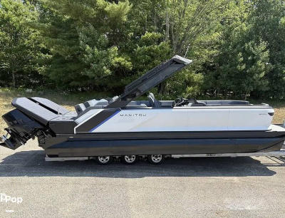 2024 Manitou Explore 24 Max Switchback