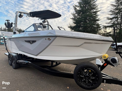 2022 Nautique S23