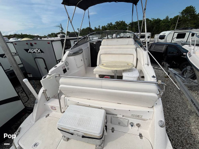 2006 Regal Commodore 2665