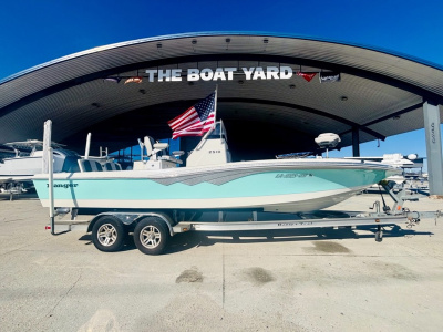 2021 Ranger 2510 Bay