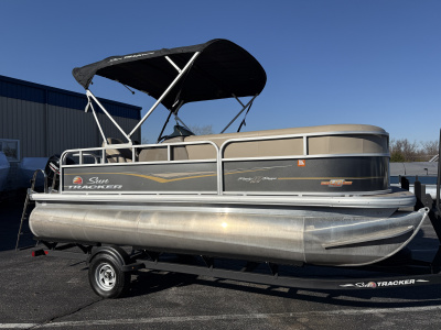 2023 Sun Tracker Party Barge 18 DLX