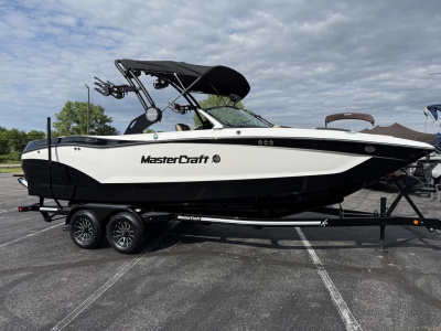 2025 Mastercraft X24