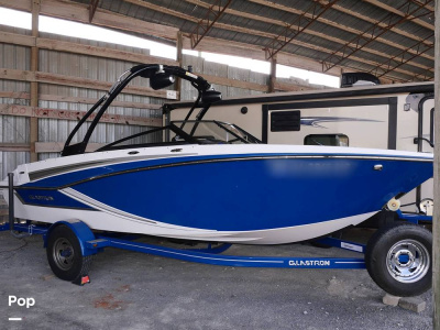 2018 Glastron GT 207