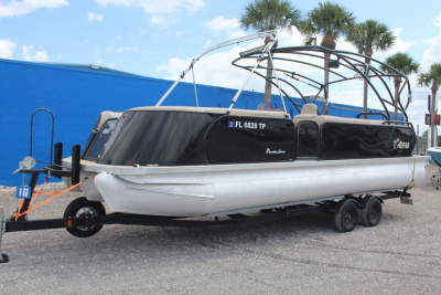 2019 Aloha 26' Paradise Arch Sport Tower L Group Seating