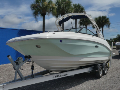 2022 Sea Ray SDX 250 Outboard