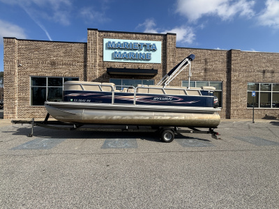 2012 Sylvan 8522 Mirage Cruise w/Suzuki 115HP Engine and Trailer