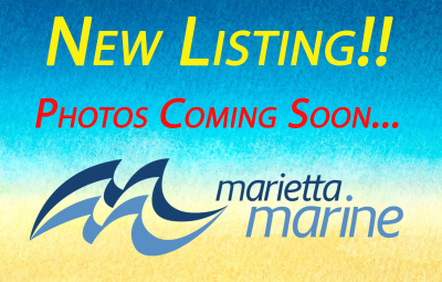 2022 Viaggio Lago 25U Tripletoon w/Suzuki 200HP - 4 - Stroke Engine Trailer Not Included