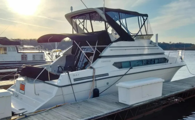 1994 Carver 380 Santego