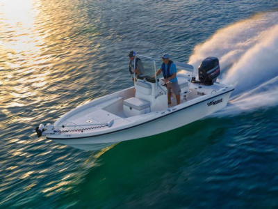 2015 Mako 19 CPX