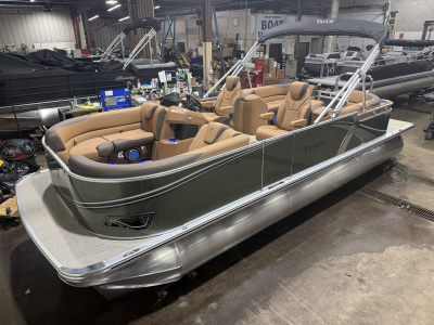 2026 Tahoe LTZ 2385 Quad Lounge Tritoon & Honda 4-Stroke EFI