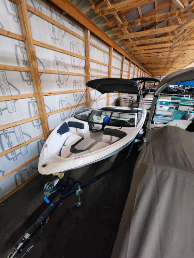 2014 Four Winns H200