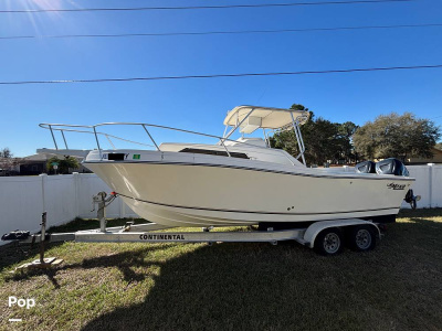 1989 Mako 261