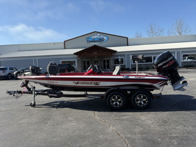 2017 Phoenix 919 ProXP