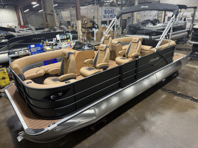 2026 Bentley Legacy 220 Navigator DL Quad Lounge & Honda 4-Stroke EFI