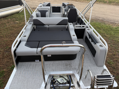 2026 Tahoe Sport 2180 Swingback (VRB) & Honda 4-Stroke EFI