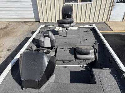 2021 Crestliner XF 179