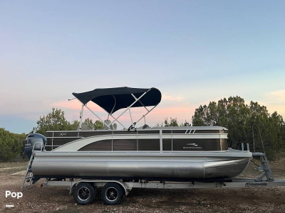 2021 Bennington 22SSX