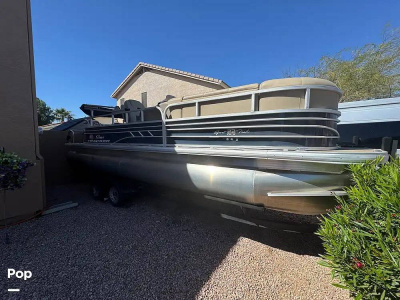 2022 Sun Tracker SportFish 22 DLX