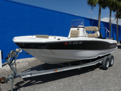 2018 Nautic Star 211 Angler