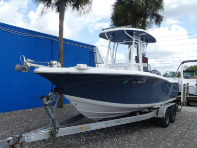 2018 Tidewater 220 LXF