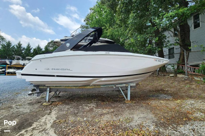 2017 Regal 22 Fasdeck