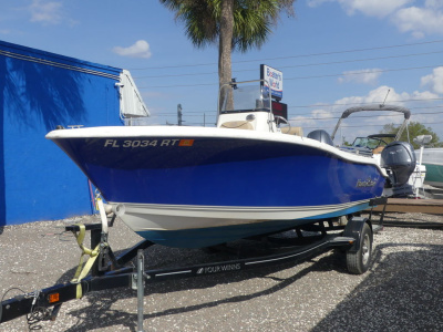 2018 Nautic Star 19 XS