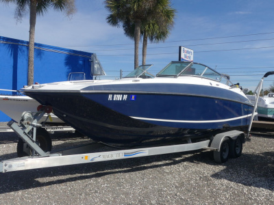 2009 Regal 2520 FASDECK