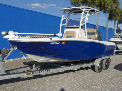 2019 Nautic Star 211 Hybrid