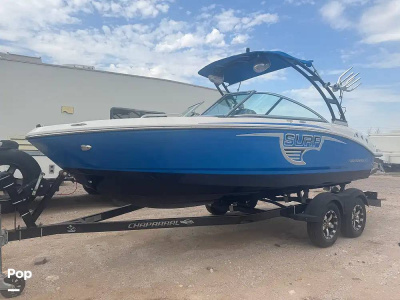 2019 Chaparral Surf H20