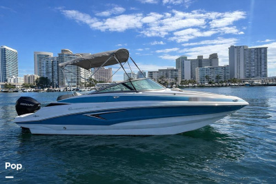 2023 Crownline E235XS