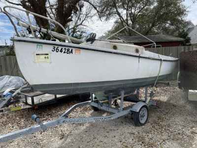 1982 Compac 16-NO TRAILER