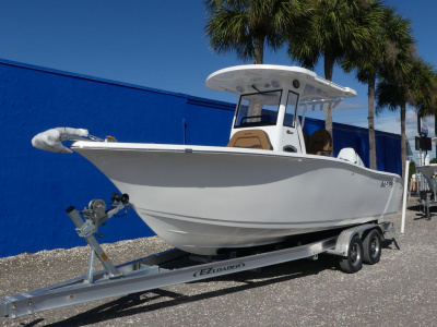2026 Sea Pro 242 Center Console DLX