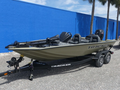 2026 Tracker Pro Team™ 195