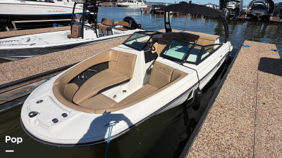 2022 Sea Ray SPX 230 I/O