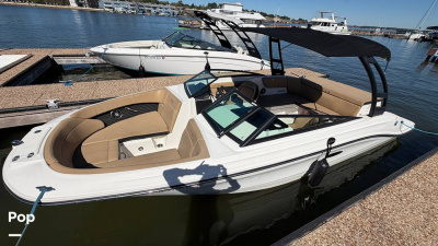2022 Sea Ray SPX 230 I/O