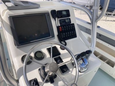 1998 World Cat 246 Sport Fish