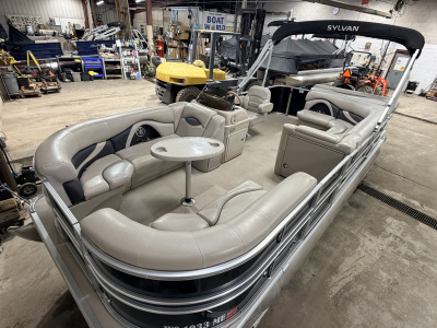 2015 Sylvan Mirage 820 & 90HP Mercury 4Stroke - $21,995