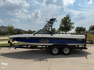 2004 Malibu Wakesetter XTI