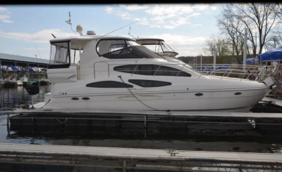 2007 Cruisers 415 Express Motoryacht