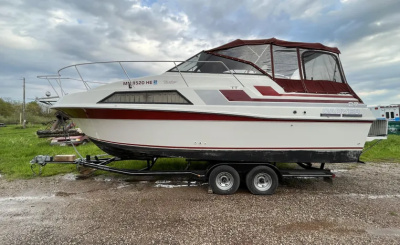 1987 Carver 2757 Montego