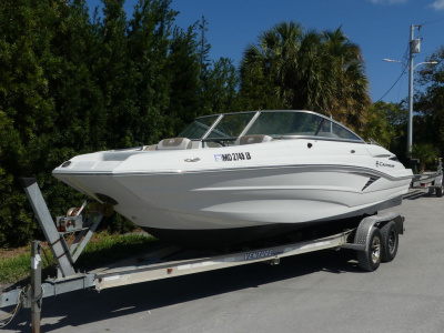 2023 Crownline E215 XS