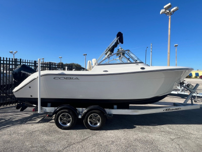 2023 Cobia 220 DC