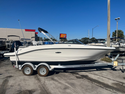 2020 Sea Ray SPX 210