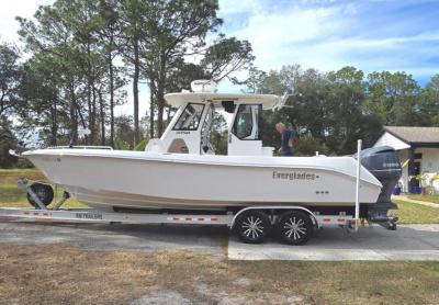 2014 Everglades 295 Pilot House