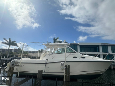 2011 Boston Whaler 345 Conquest Open