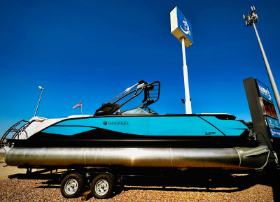 2024 Godfrey XP 2700 W w/iMPACT PLUS Toon Package