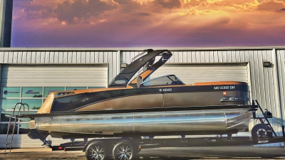 2021 Avalon Waketoon