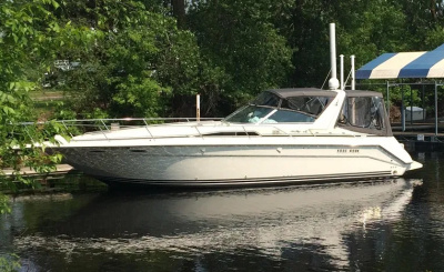 1992 Sea Ray 370 Express Cruiser