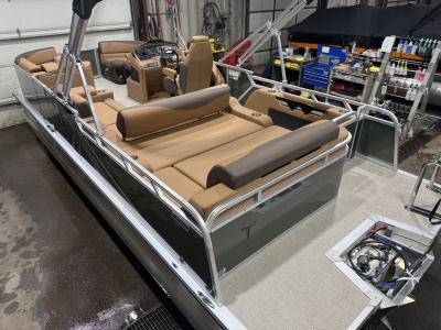 2026 Tahoe LTZ 2385 Swingback (VRL) & Honda 4-Stroke EFI